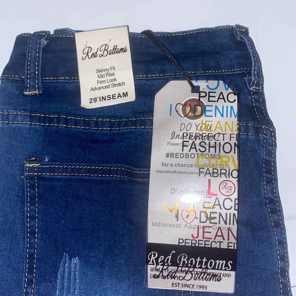 New W/ Tags ** Women’s Red Bottom Jeans